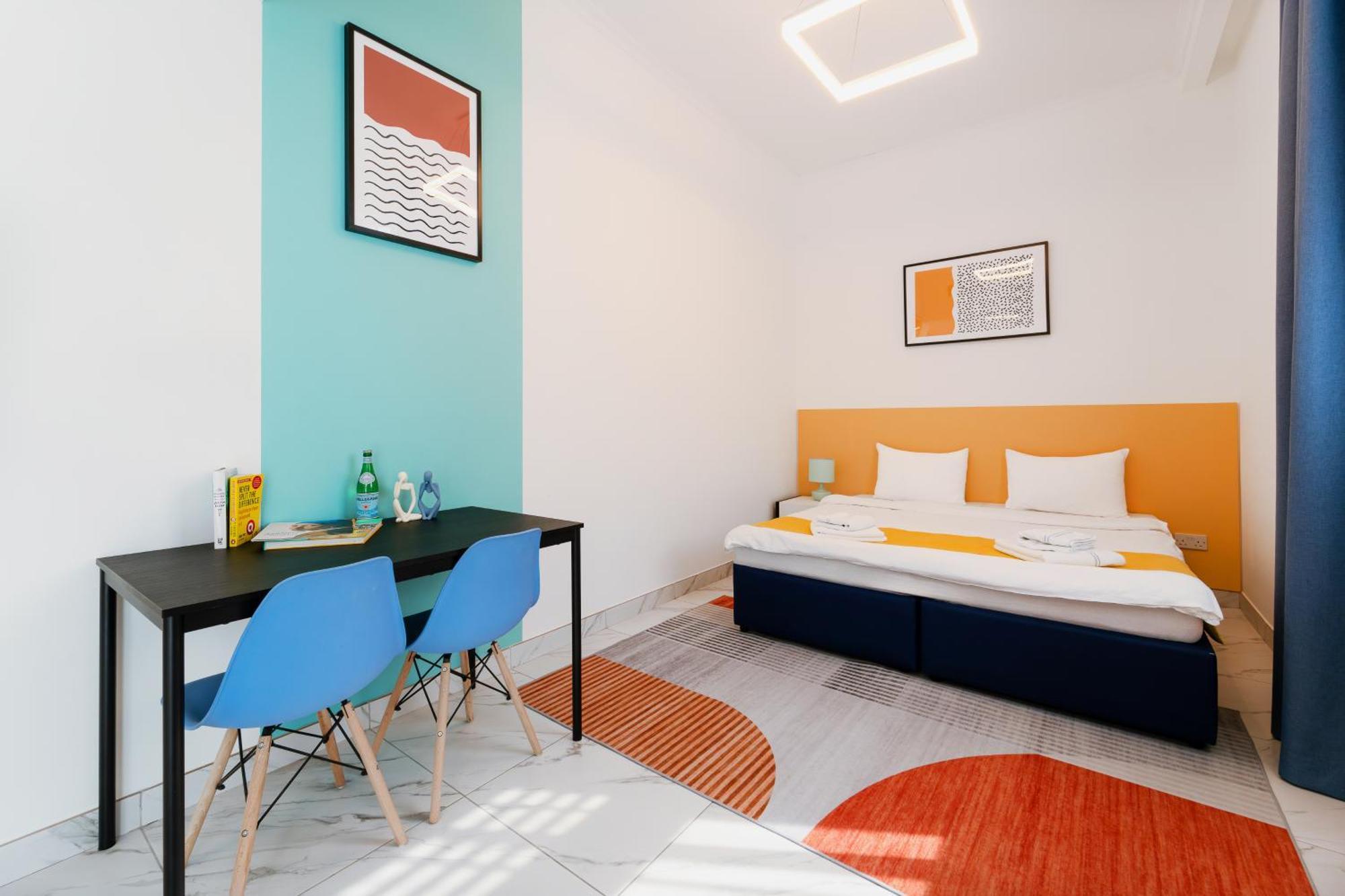 Izzzi Life Mint Aparthotel ดูไบ ภายนอก รูปภาพ