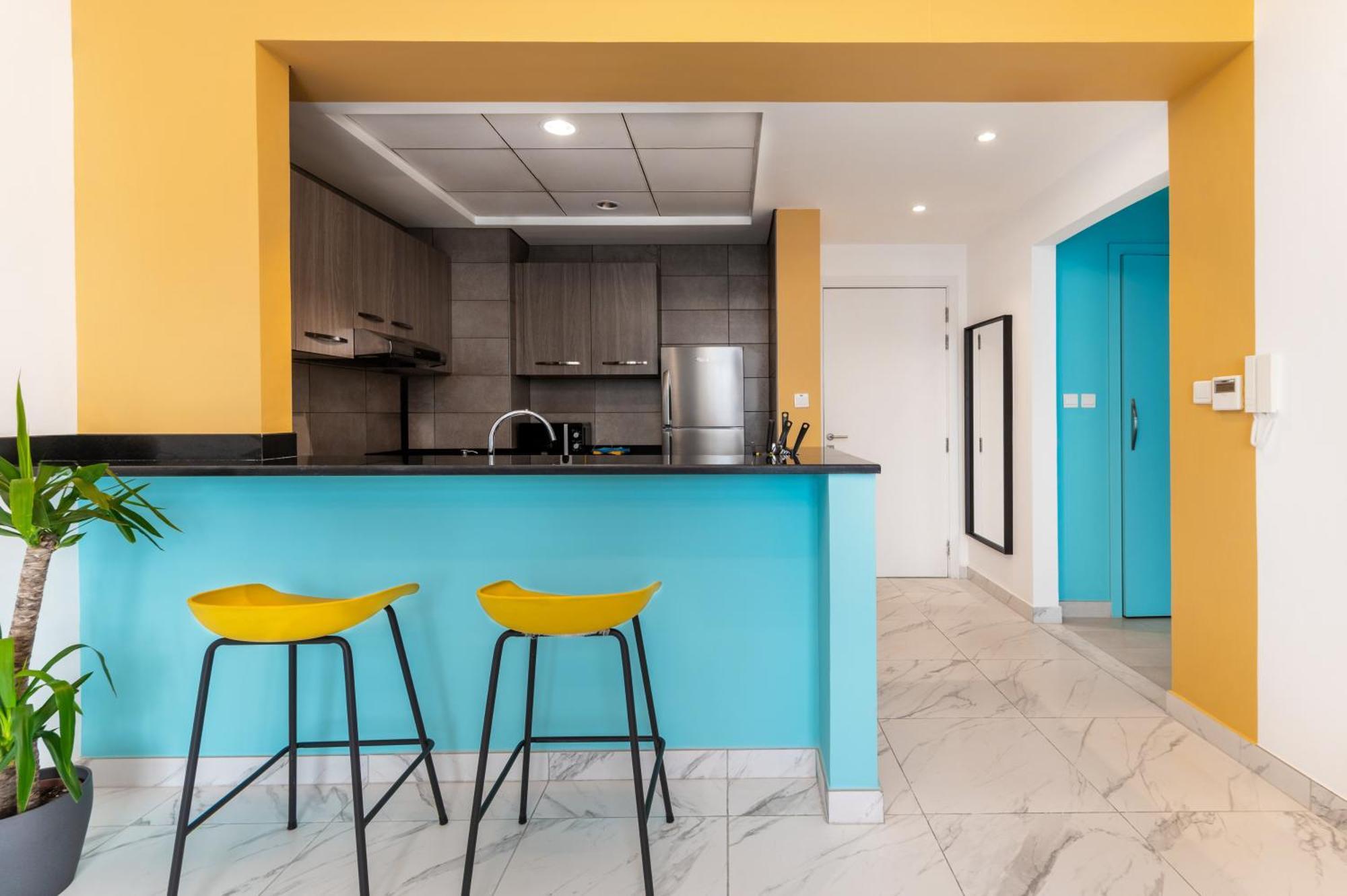Izzzi Life Mint Aparthotel ดูไบ ภายนอก รูปภาพ