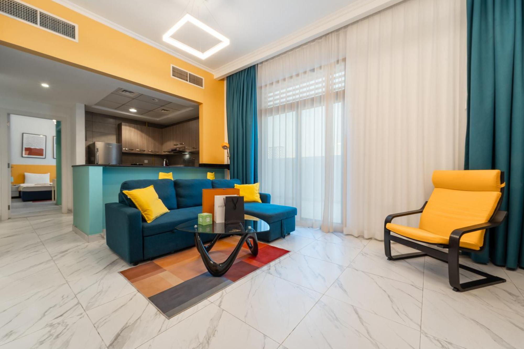 Izzzi Life Mint Aparthotel ดูไบ ภายนอก รูปภาพ