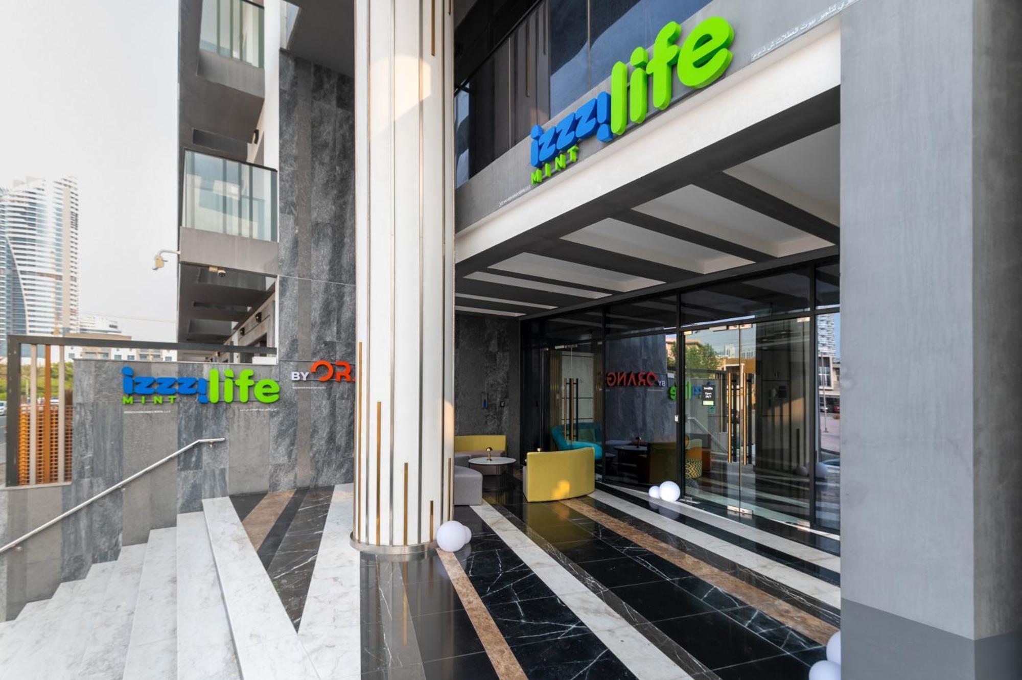 Izzzi Life Mint Aparthotel ดูไบ ภายนอก รูปภาพ